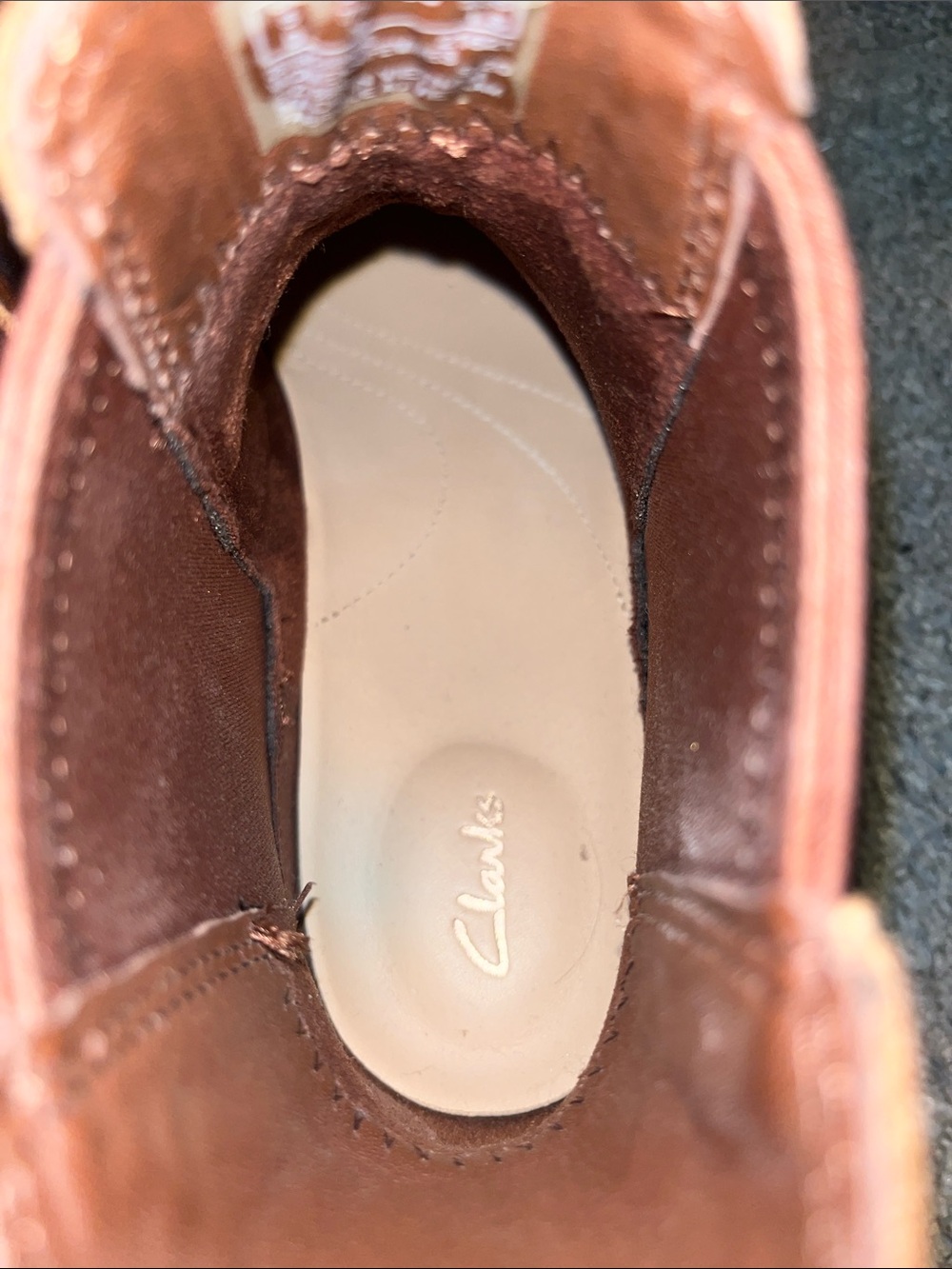 Clarks women’s Tan Leather Boots - Picture 2 of 5
